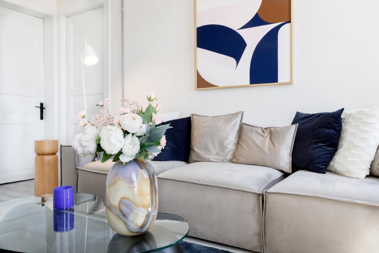 Modern Flat 5 Min To Galata Tower In Istiklal Ave Apartment Истанбул Екстериор снимка